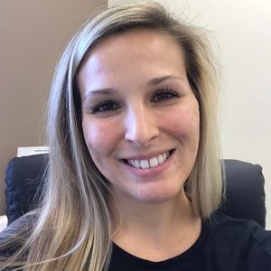 Meet your Posher, Whitney